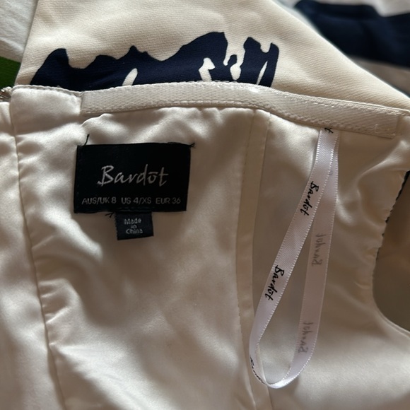 Bardot Botanica Off The Shoulder Pencil Midi Dress in Camilla Navy - Picture 3 of 4